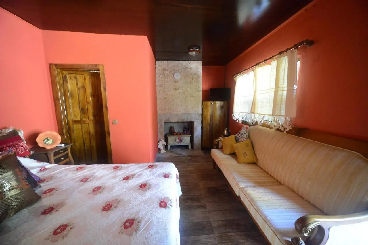 Ferienwohnung Demeter Rose Stonehouse Pansion Antalya 0*,